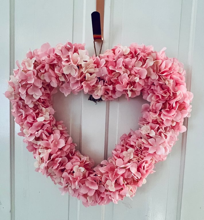 Pretty handmade heart shape grapevine wreath artificial pink hydrangeas 45cm app