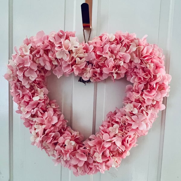 Pretty handmade heart shape grapevine wreath artificial pink hydrangeas 45cm app