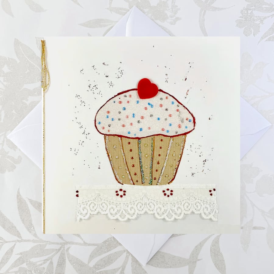 Handmade birthday card - Cup cake birthday card