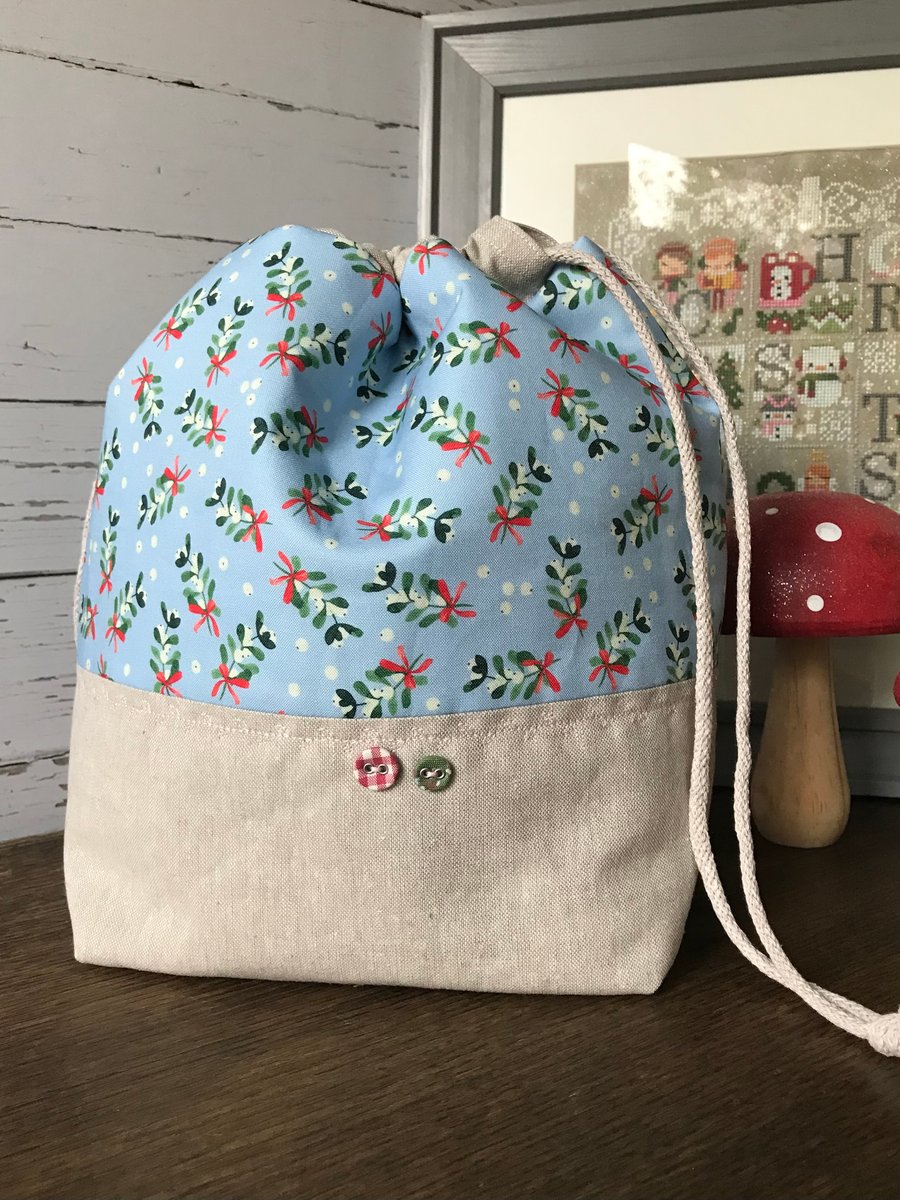 Festive drawstring project bag