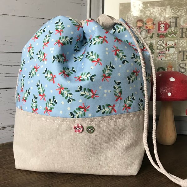 Festive drawstring project bag