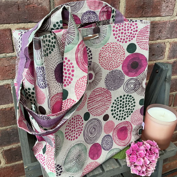 Multi Pocket Mauve Abstract Circles Tote Bag