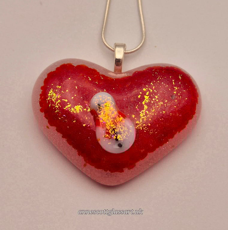 Handmade Red and Clear Fused Glass Heart-shaped Pendant Necklace with Snowman