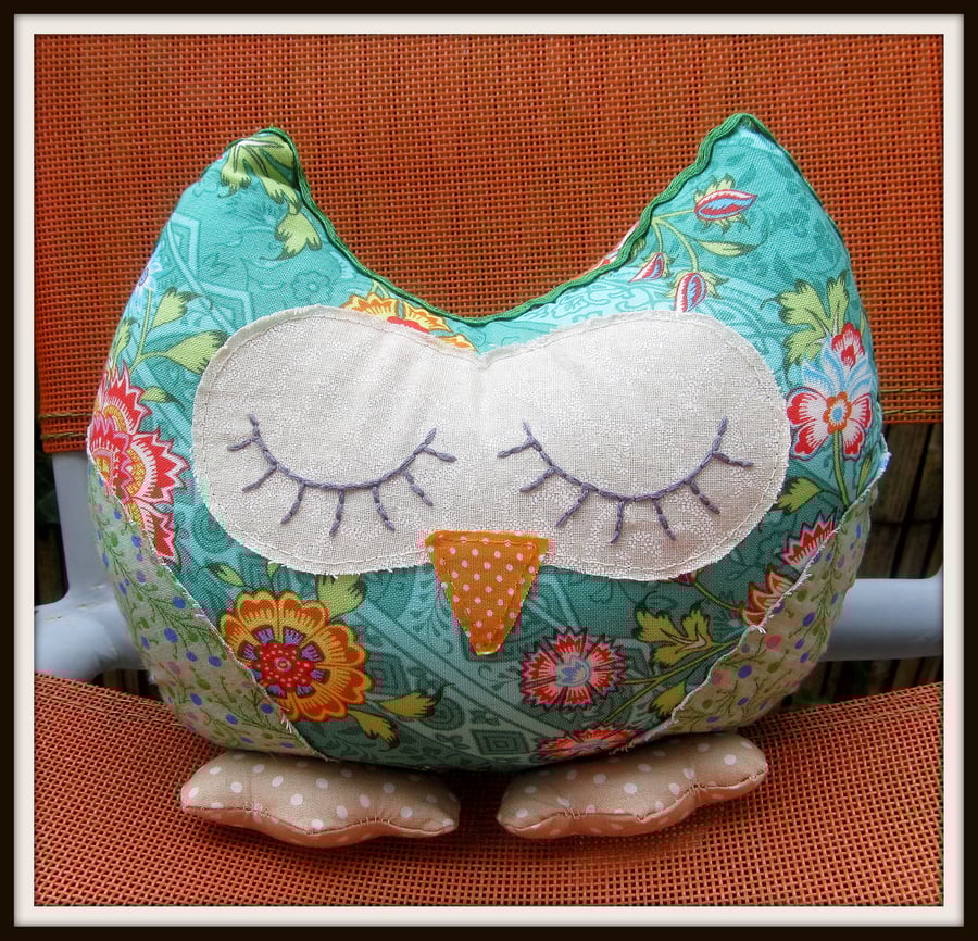 Owl doorstop  Snoozy Owl