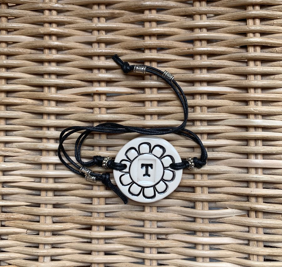Letter 'T' Ceramic Disc Bracelet