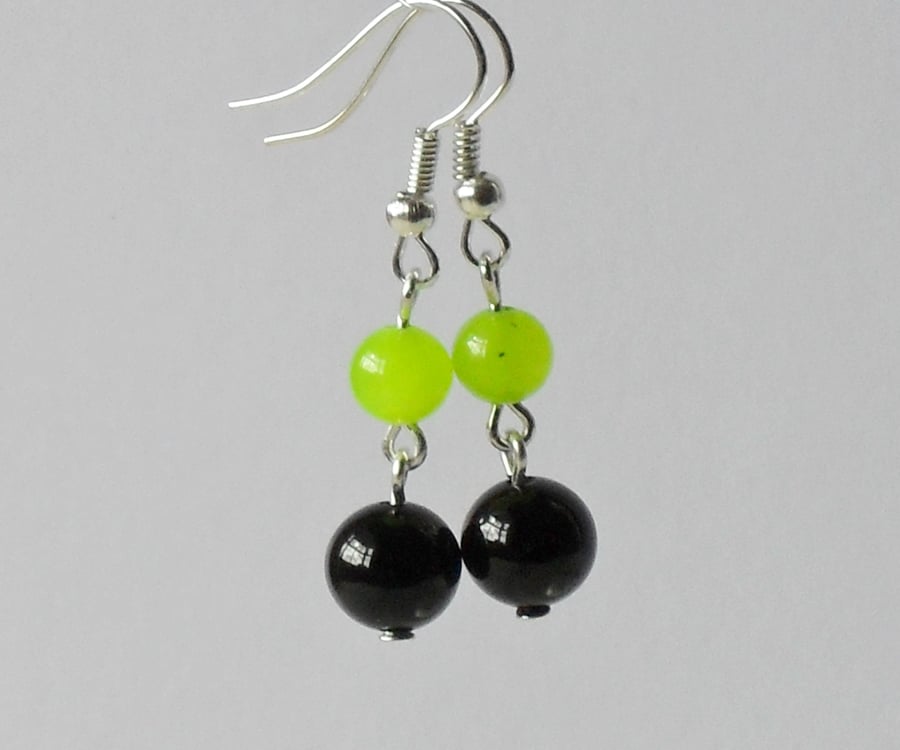 'Bold over again' Green Peridot and black onyx earrings