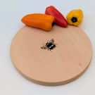 Bee wooden chopping board or serving board, pyrography, gift for a bee lover