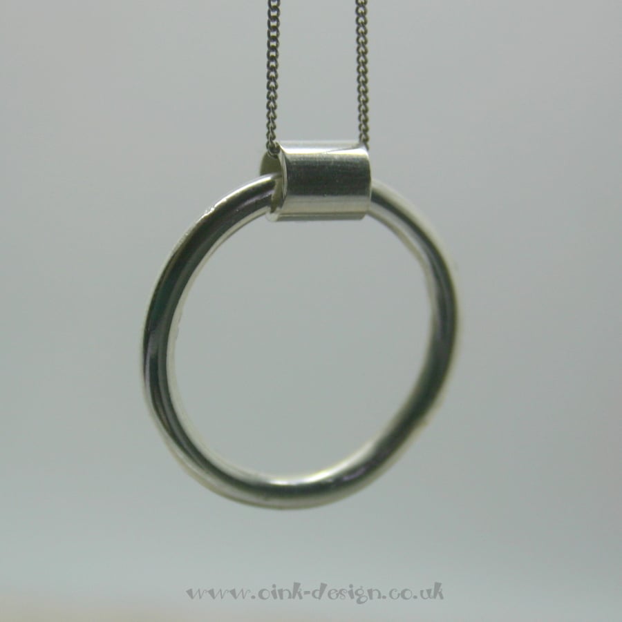 Sterling Silver circle necklace