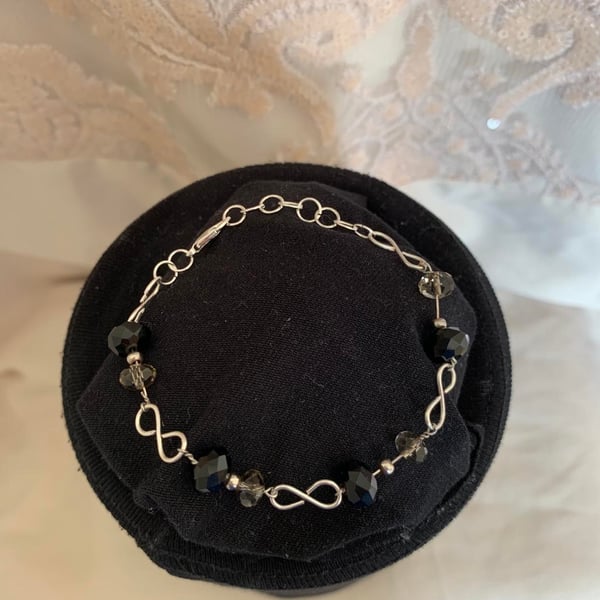 Infinity bracelet 
