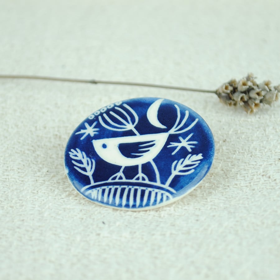 Round Ceramic Bird Brooch (Dark Blue)