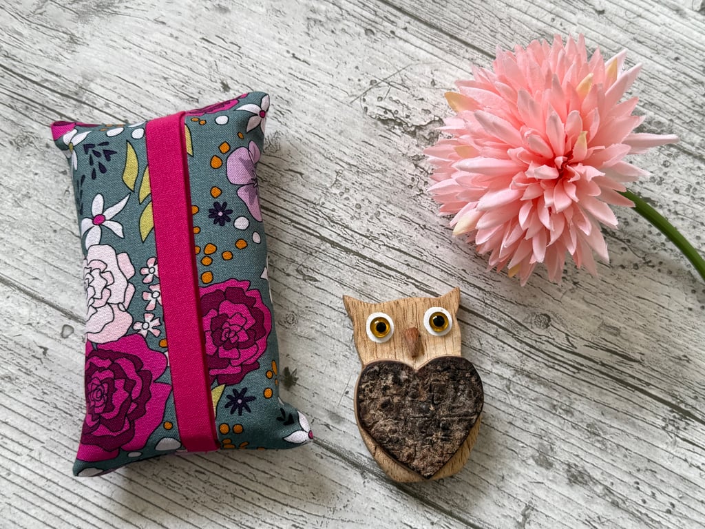 Fabric Pocket Tissue Holder - Travel Tissue Case - Reusable Tissue Pouch for Bag