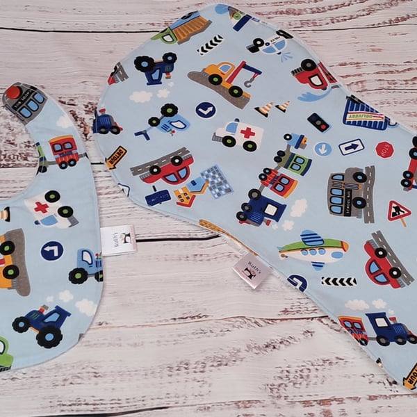 Vehicles bib and burp cloth - newborn gift set