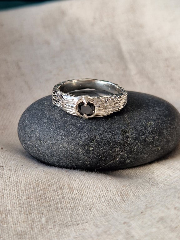 Sterling silver textured ring Size T Claw set black Cubic Zirconia Handmade