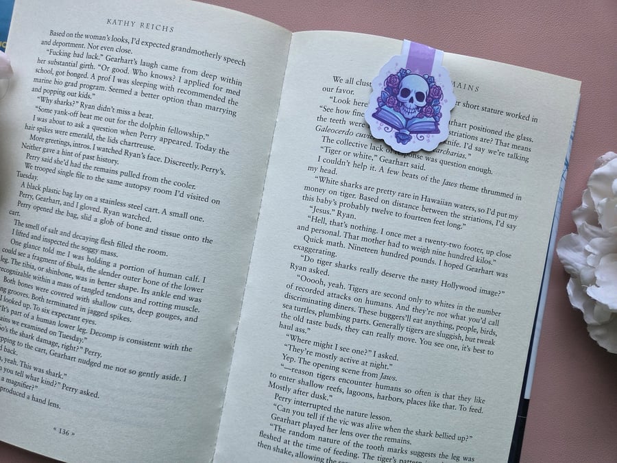 Skull Book & Roses Magnetic Bookmark Bookish Gift Cute Bookmark