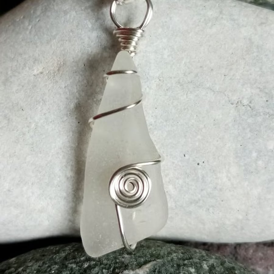 Wire-wrapped Sea Glass Necklace 
