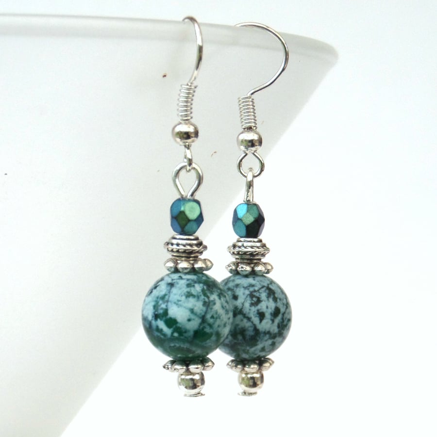 Green agate earrings with green crystal