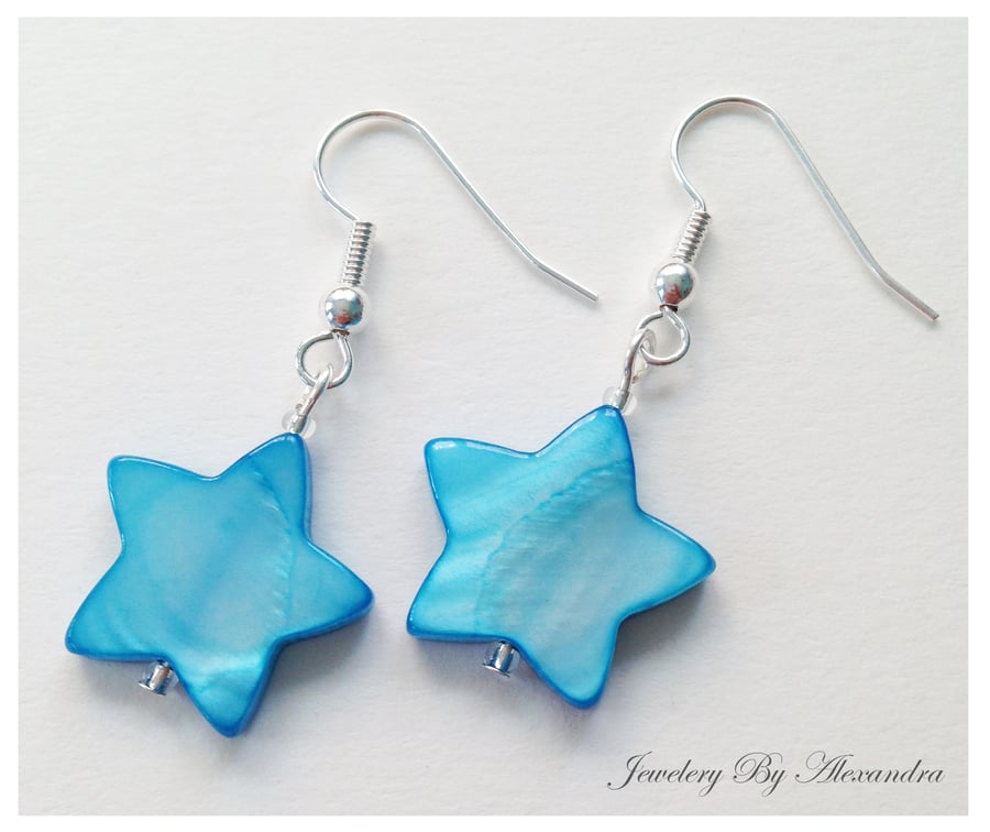 Star Shell Earrings - Light Blue