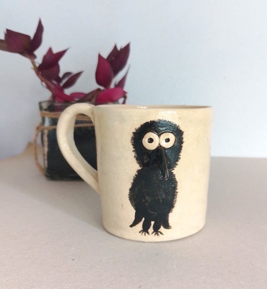 Pottery Crow mug, Gift for Crow fan, humerous scraggy Crow mug, quirky crow mug