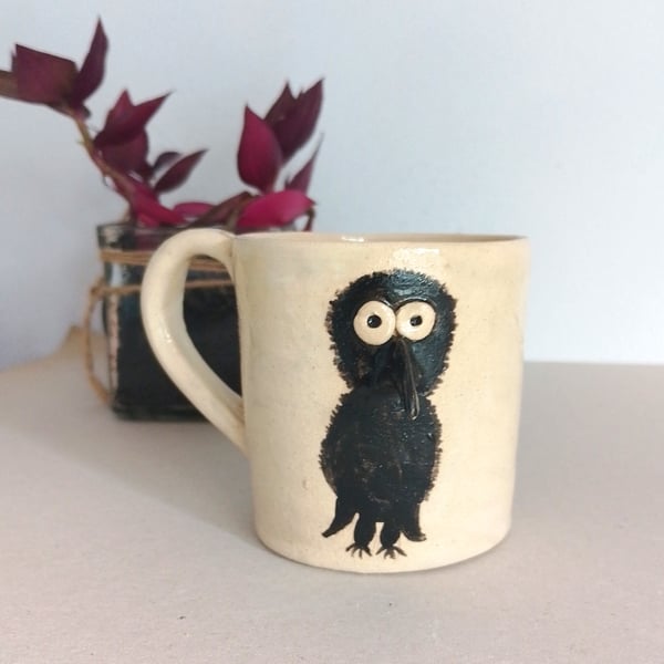 Pottery Crow mug, Gift for Crow fan, humerous scraggy Crow mug, quirky crow mug