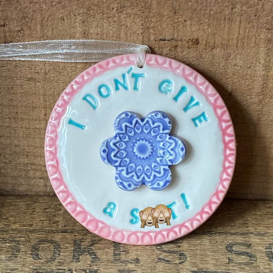 Swear pottery decoration