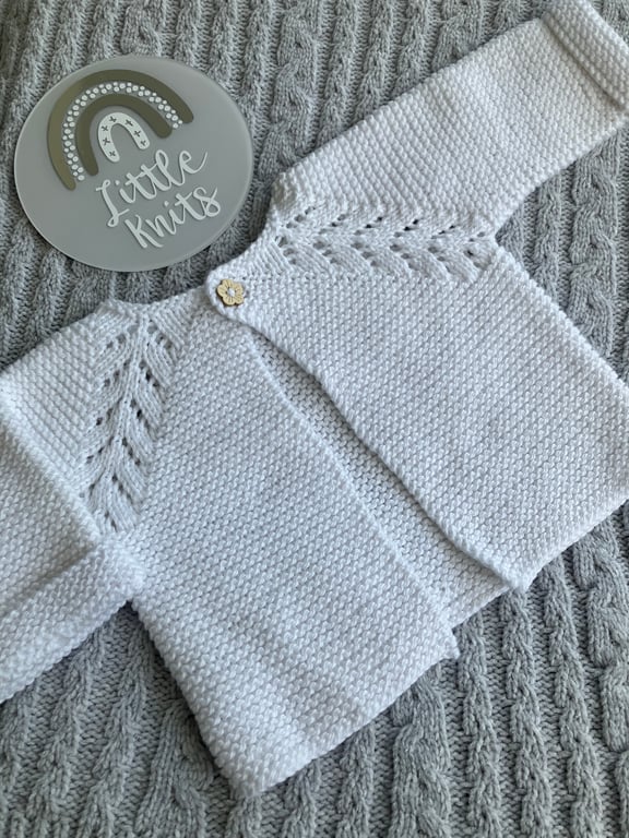 Hand knitted ‘Fearne’ Baby Girl’s Cardigan (3-6 months)