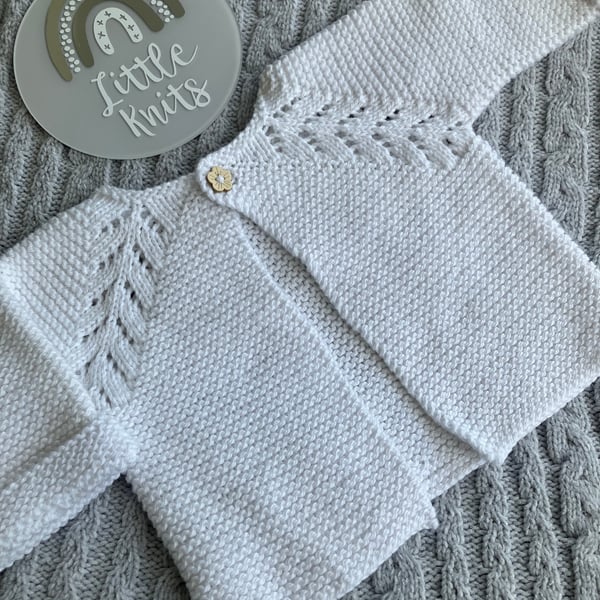 Hand knitted ‘Fearne’ Baby Girl’s Cardigan (3-6 months)