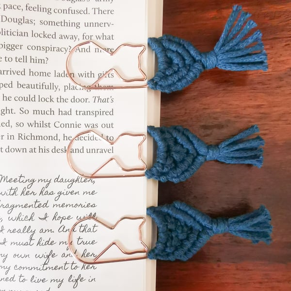Bookmark jumbo cat paperclip, macrame page markers - petrol blue FREE UK P&P