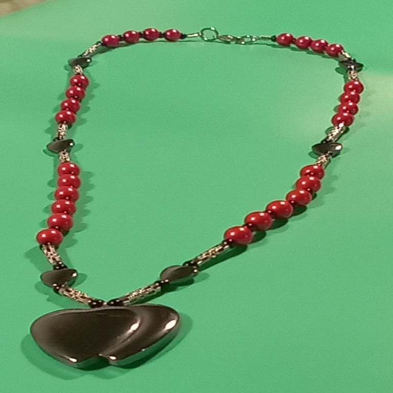 Handmade red beaded necklace black two heart pendant