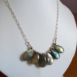 LABRADORITE NECKLACE- GREEN BLUE FLASH- 925 SILVER - FREE UK SHIPPING 