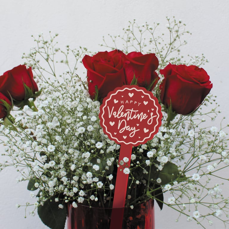Personalised Valentine's Day Bouquet Stick – Heart & Script: Custom Flowers Gift