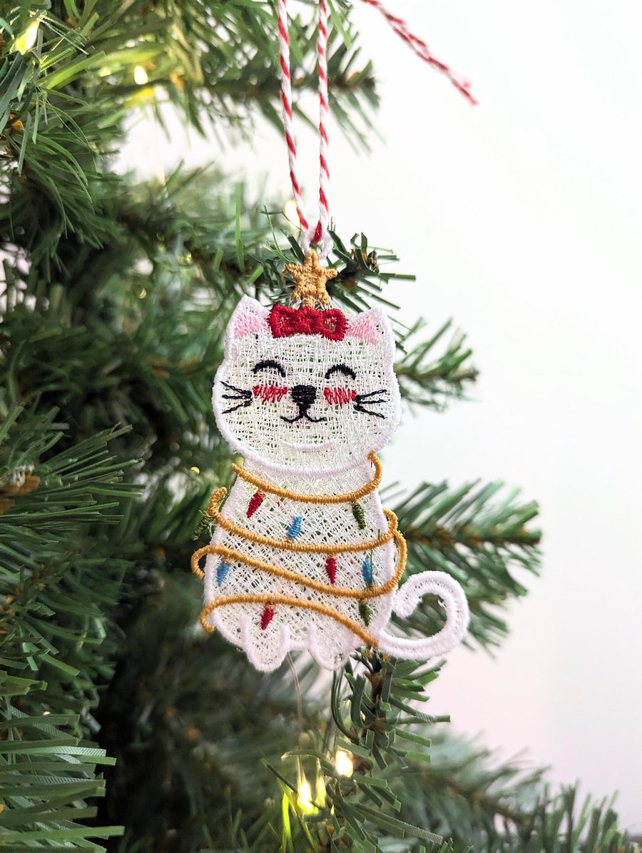 Embroidered Lace Christmas Cat Ornament: Holiday Decor