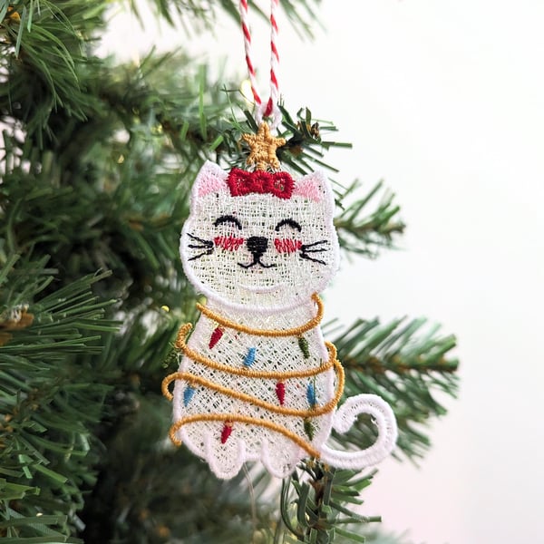 Embroidered Lace Christmas Cat Ornament: Holiday Decor