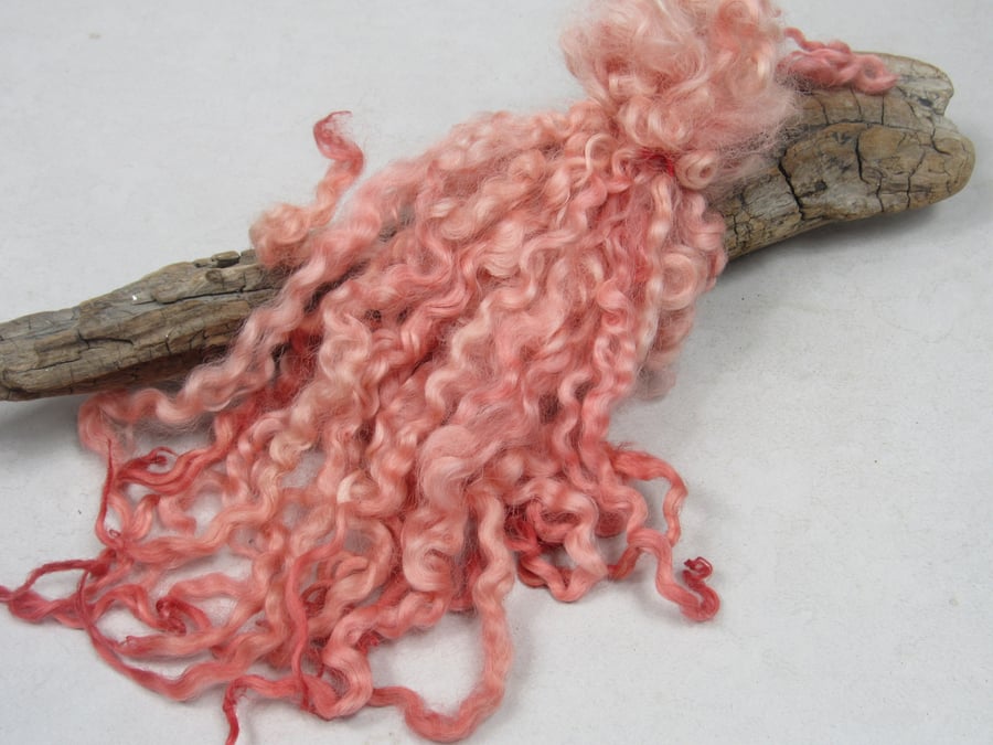20g Naturally Dyed Shell Pink Masham Locks