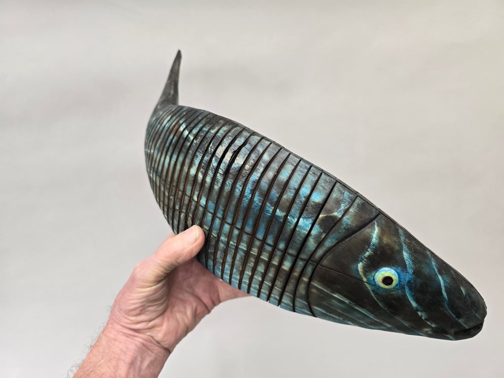 Articulating fish in pine