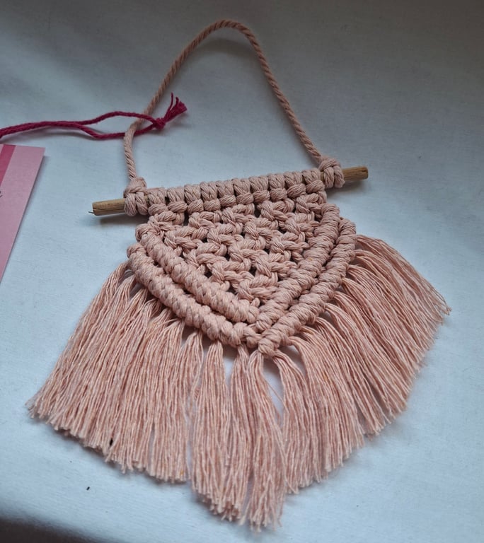 Macrame mini wall hanging