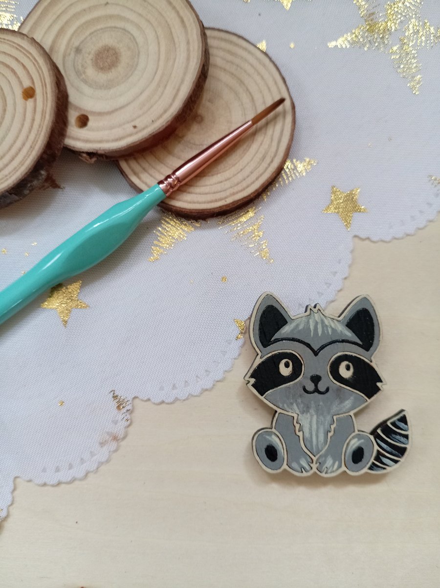 Wooden raccoon shaped fridge magnet 