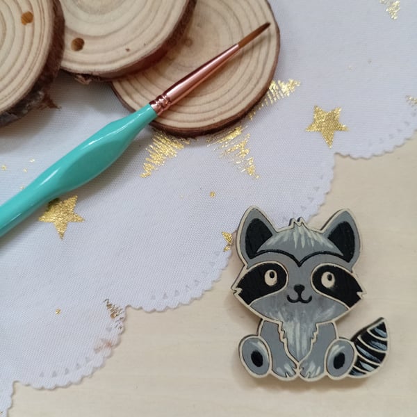 Wooden raccoon shaped fridge magnet 