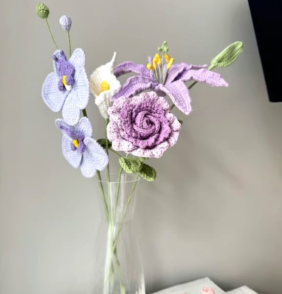 Crochet Flower Bouquet Lilac Flower 