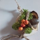 Hanging decoration. Autumn or winter decoration. Ref 485
