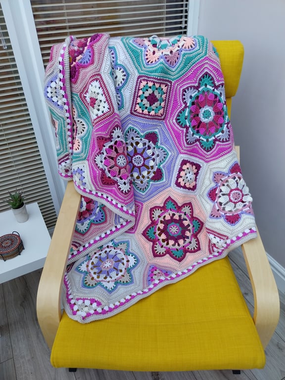 Crochet blanket 
