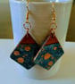 Geometric wood earrings - Image 3
