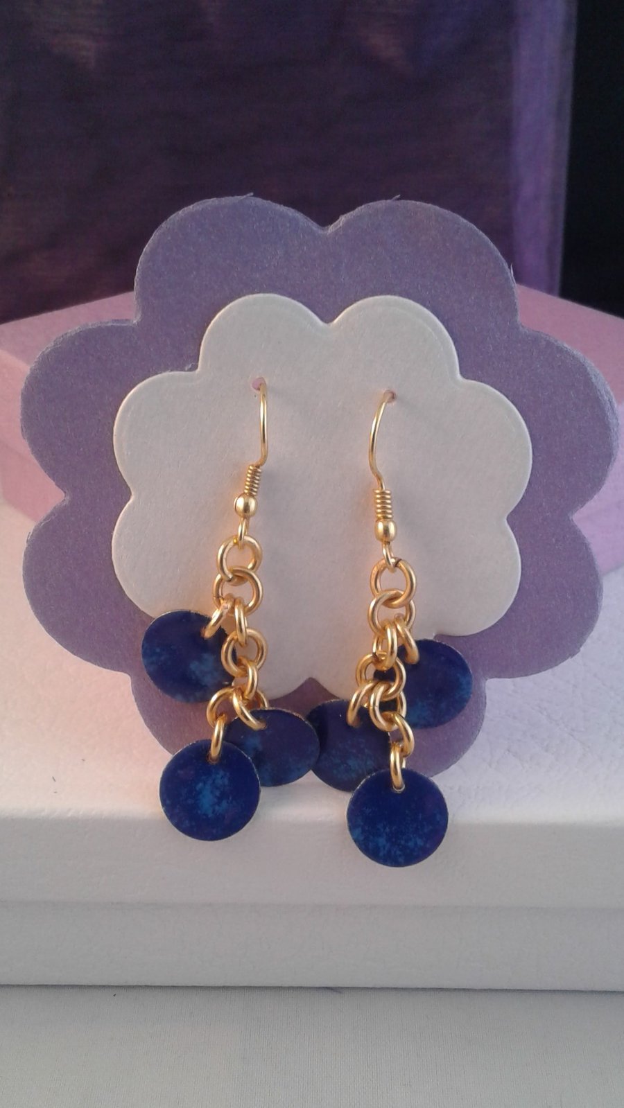 EE06 gold plated drop earrings
