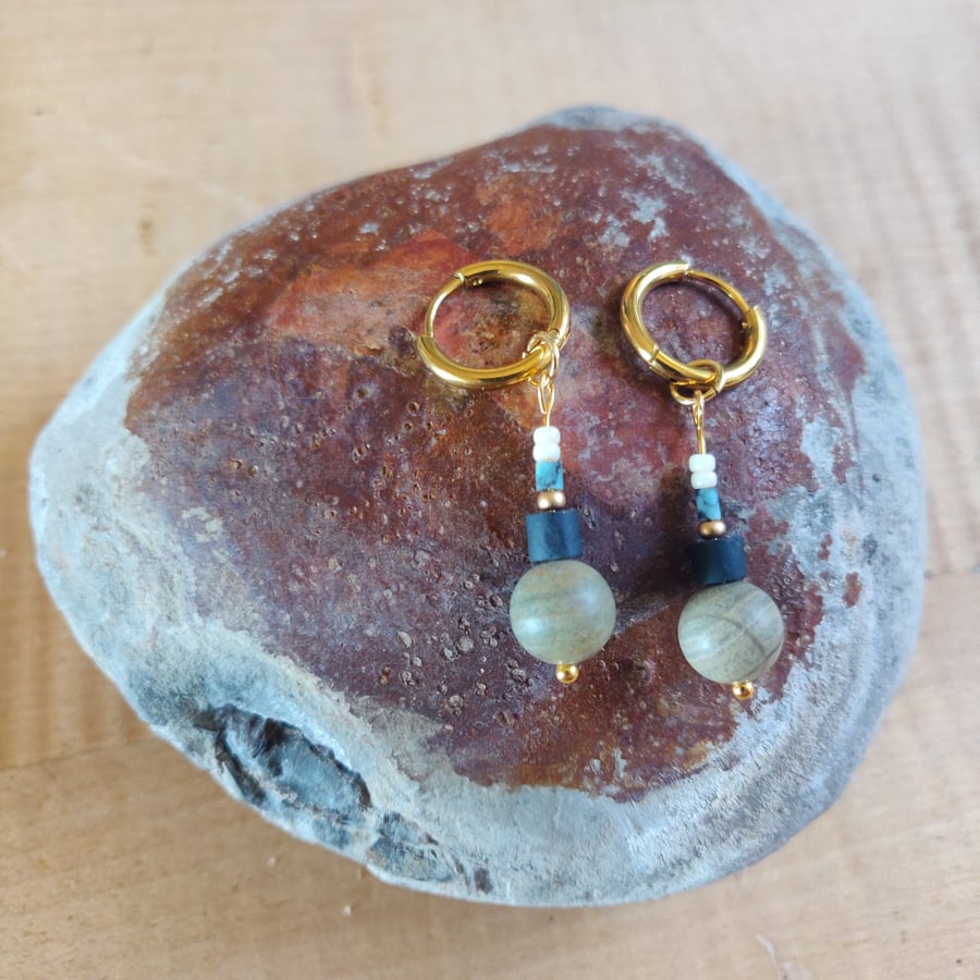 Elegant bead earrings with stainless steel huggie hoops