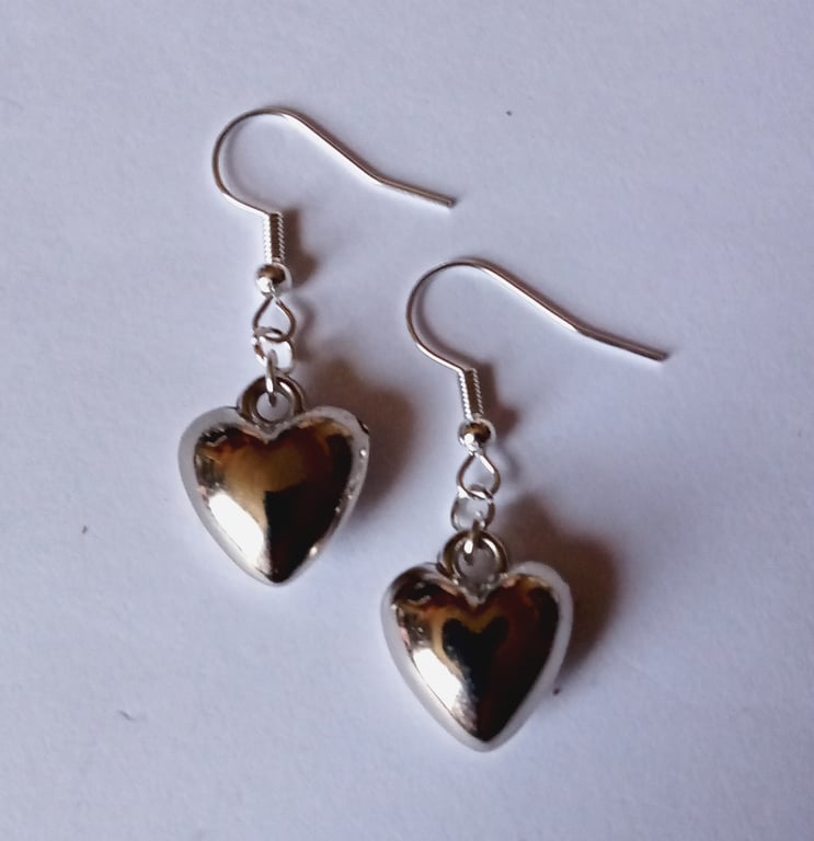 Silver Plate Acrylic Drop Dangle Love Heart Earrings