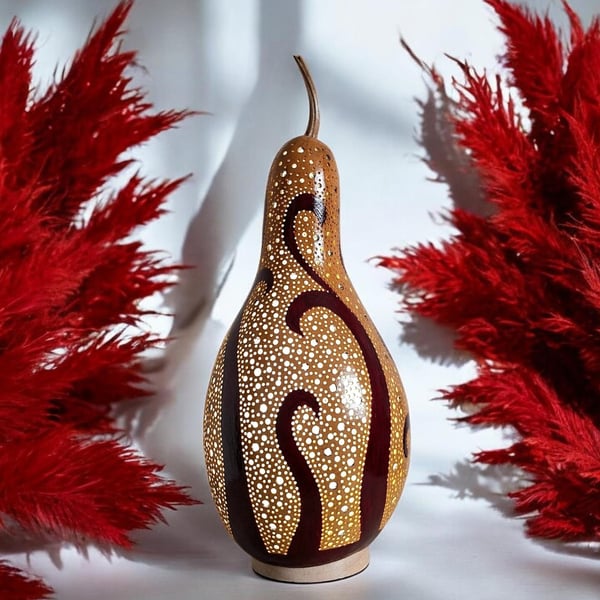 Burgundy Swirls Gourd Lamp