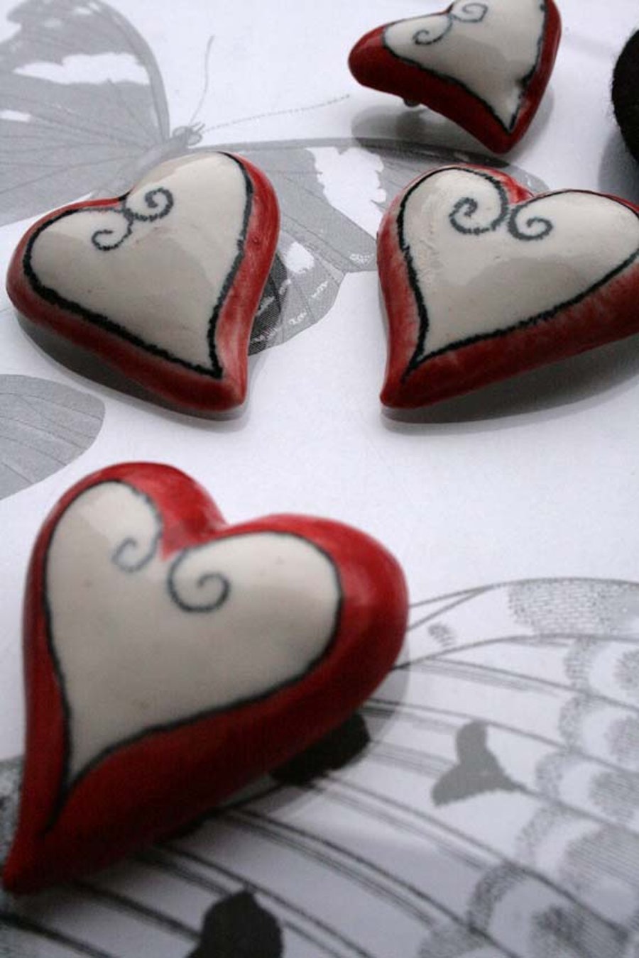 Mothers Day gift ceramic red heart brooch - retro style  