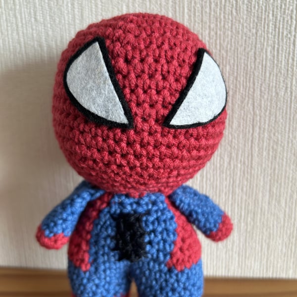 Mini Crocheted Super Hero Dolls - SPIDERMAN