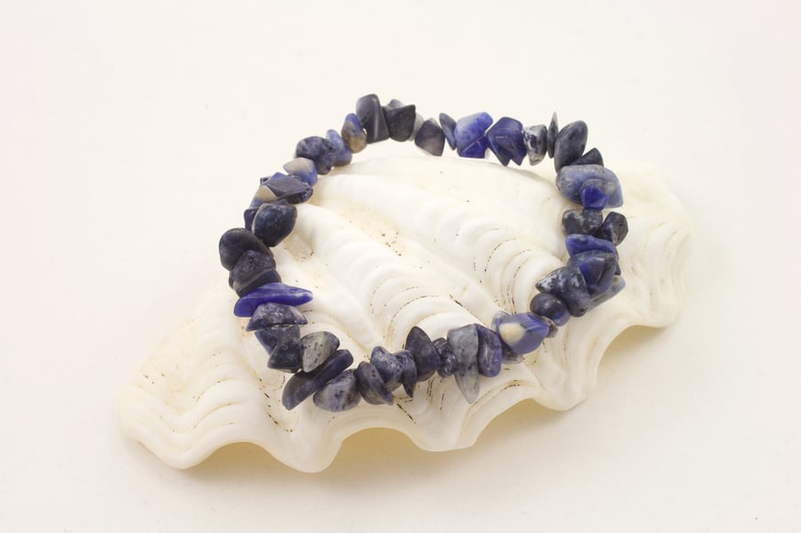 Sodalite Gemstone Elasticated Bracelet