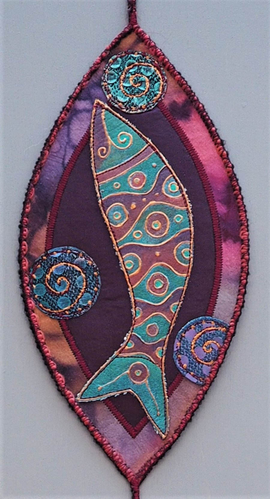 FSP009 - Fish Shield Wallhanging - aubergine - teal green - copper - 22.5cm (9")