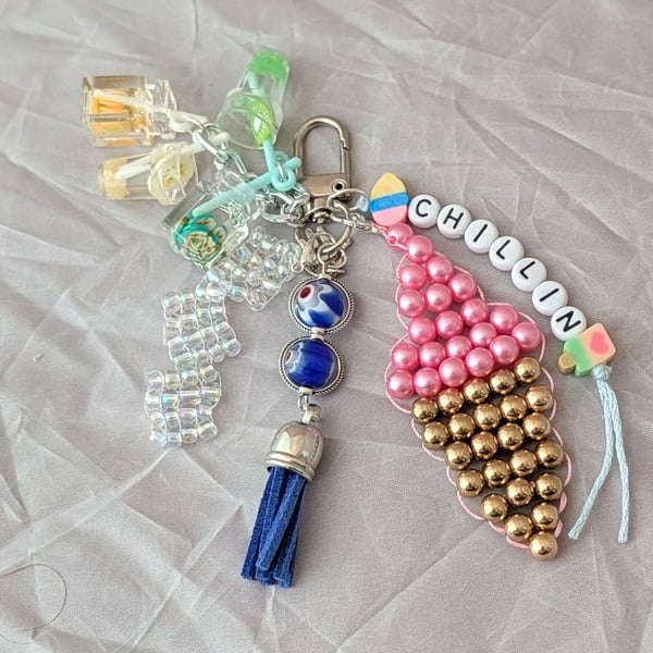 'Chillin' Bag Charm